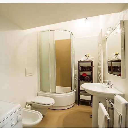Vittorio Emanuele Apartament *